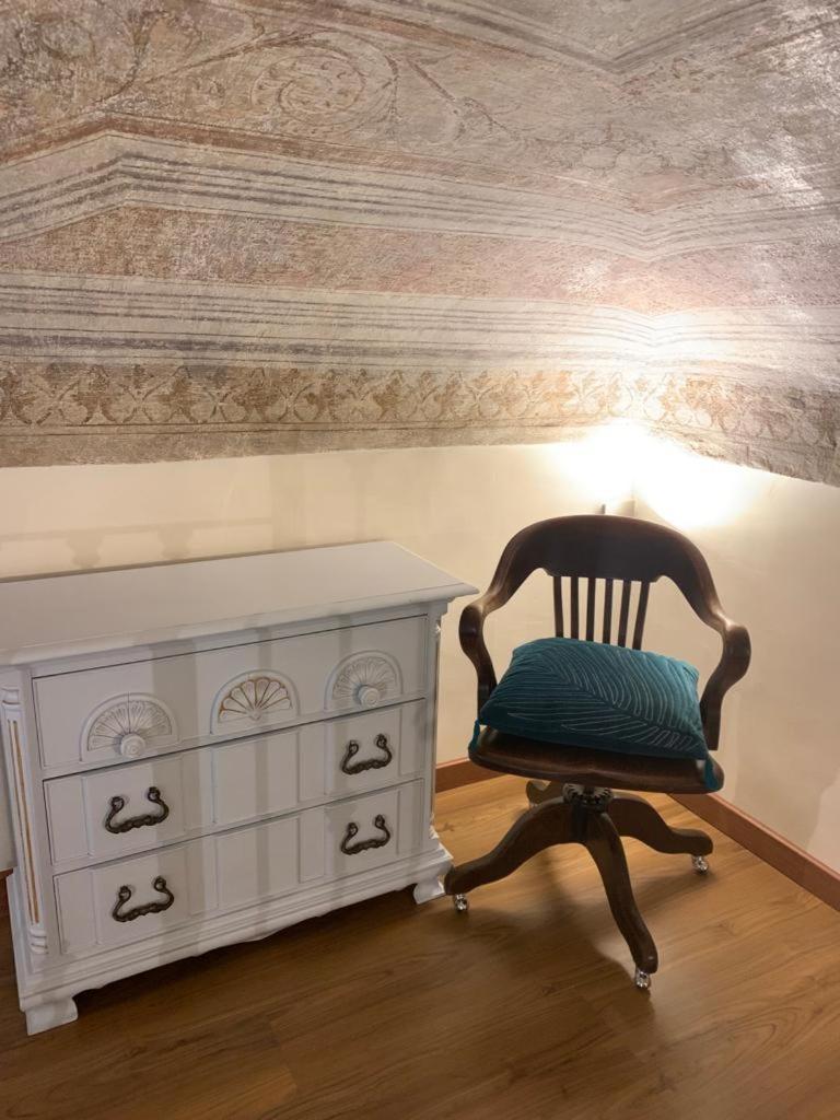 Elegante Appartamento In Centro. Turin Bagian luar foto